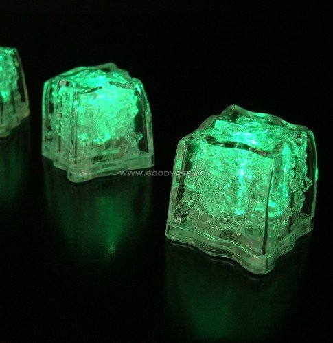 ICE CUBE LIGHTS GREEN - Click Image to Close