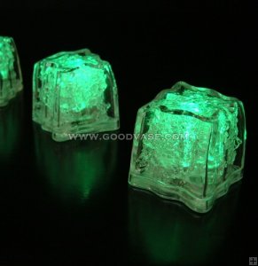 ICE CUBE LIGHTS GREEN